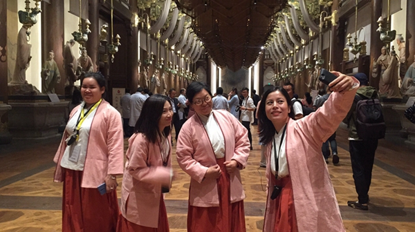 Foreign reports visit Nishan Holy Land