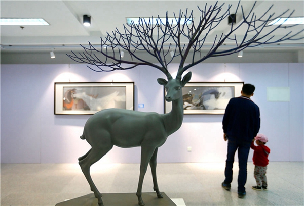 Annual exhibition celebrates young artists in Qingdao