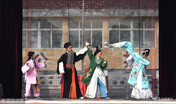 Shandong troupe brings opera to rural areas
