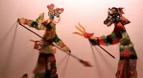 Mount Tai shadow puppet show enchants crowds in S. Korea