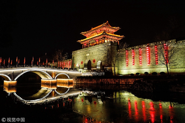 Temple fair dazzles Taierzhuang ancient town