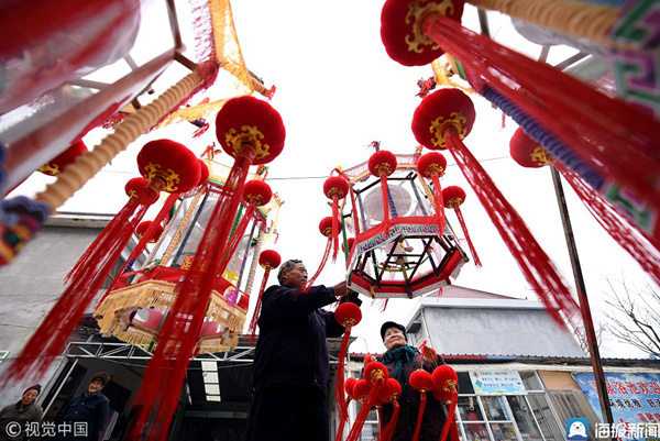 In pics: revolving lanterns a hit to welcome Spring Festival in Linyi