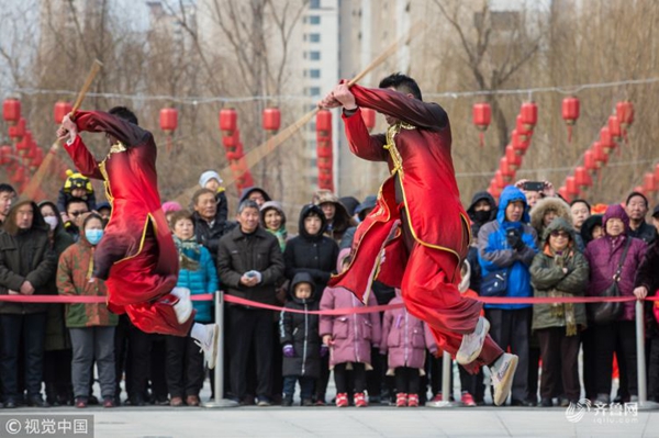 Folk performances staged to celebrate Chinese New Year