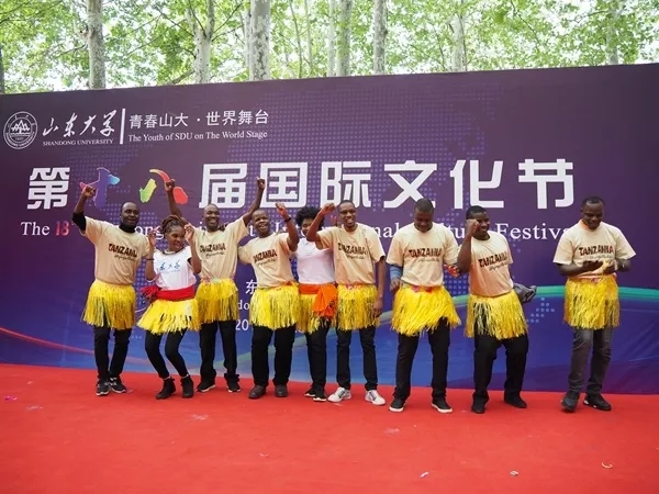 Overseas students experience diverse cultures at Shandong University