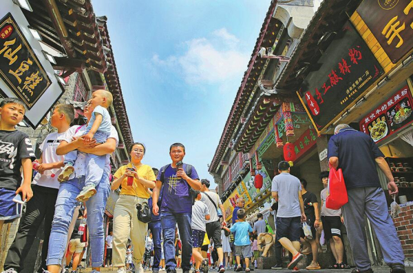 Jinan receives 731,000 tourists during Dragon Boat Festival holiday