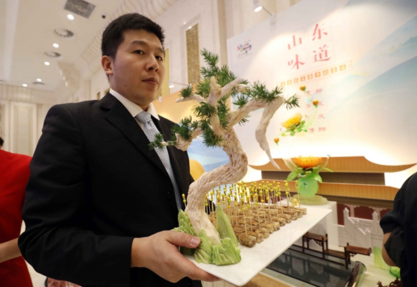 Distinct Shandong snacks highlighted at Beijing news conference