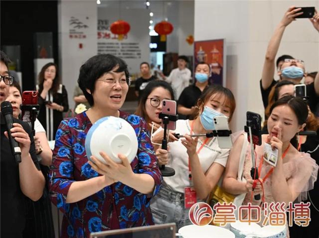 Zibo launches livestreaming month to boost cultural products sales