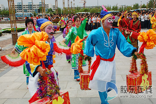 Intangible cultural heritage: Haiyang yangge (folk dance)