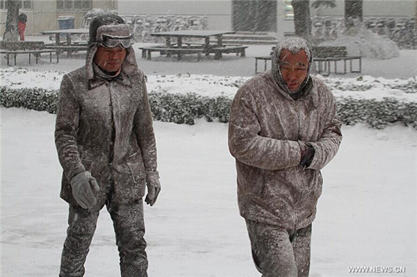 Snowstorm hits China's Yantai