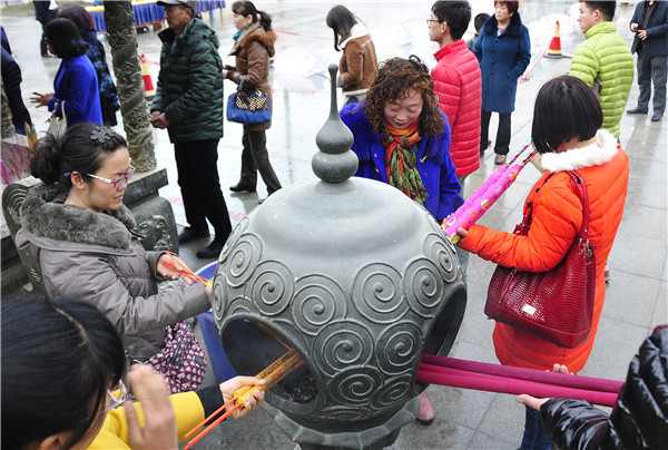 Free blessing activity in Yantai