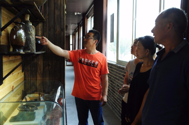 Get to know folk custom in Zhanggezhuang Museum
