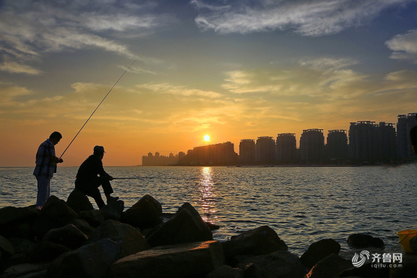 Stunning sunrises captured in Yantai