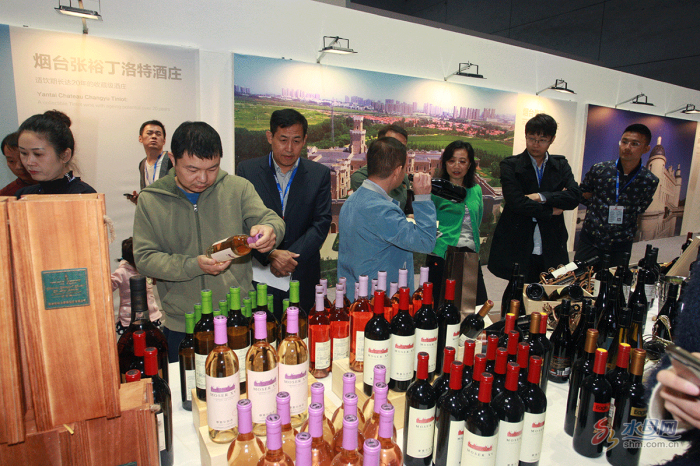 Snapshots from the 2018 Yantai International Wine Exposition
