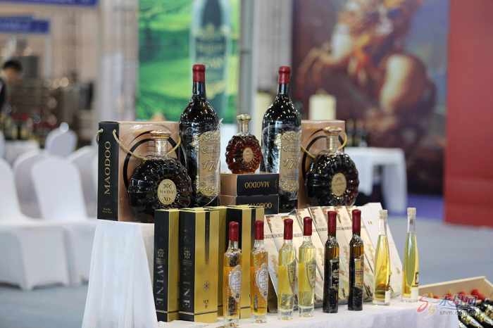 Snapshots from the 2018 Yantai International Wine Exposition