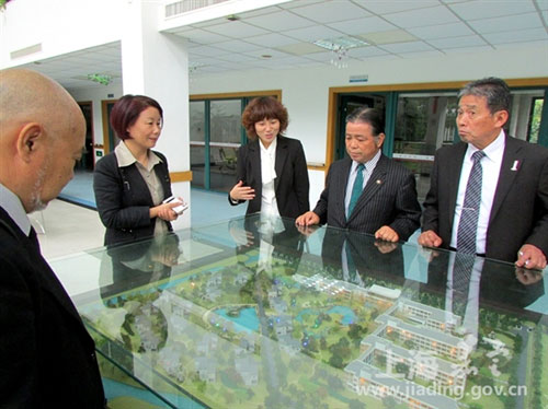 Japanese delegation visits Jiading