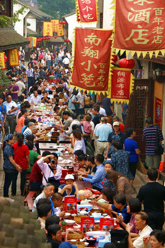 Nanxiang Xiaolongbao Tour