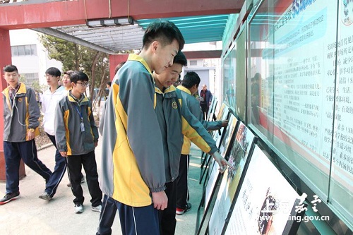 Jiading tours mini-exhibition to enhance intangible cultural heritage protection