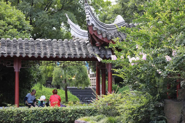 Jiading's pocket parks a hit with local residents