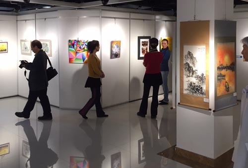 Lujiazui holds international art exhibition