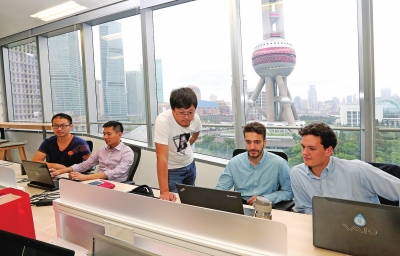 China's first FinTech incubator opens in Lujiazui