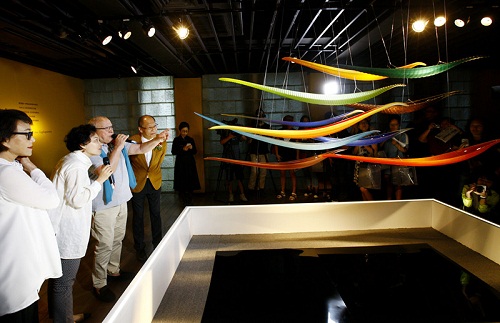 Italian glass art shines in Shanghai