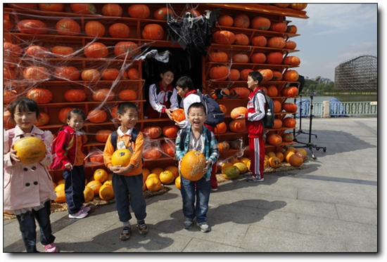 Halloween Festival unveils in Happy Valley