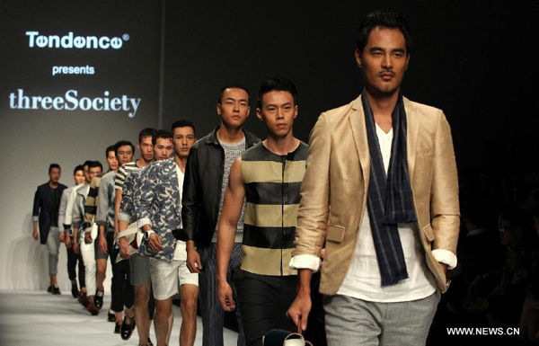 'Tendence presents threeSociety' at Shanghai Fashion Week