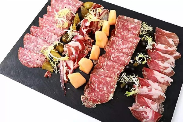 This autumn, Sheshan Sofitel is offering the best brunch