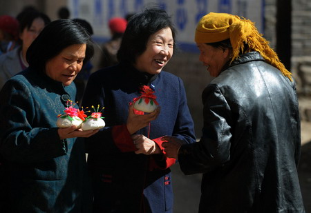 Dough sculpture on display at Gonghui fair
