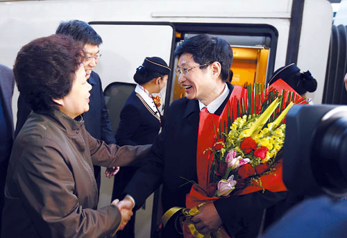 Delegated from Shanxi arrive in Beijing for CPC congress