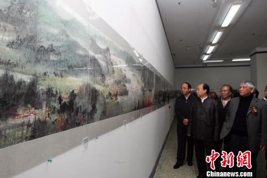 Taiwan painter holds solo exhibition in Shanxi