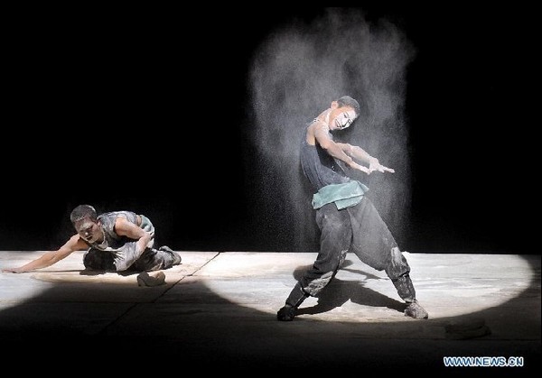 Modern drama staged in Pingyao ancient city