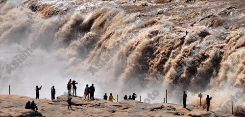 China: Hukou Waterfall of Yellow River in Shanxi
