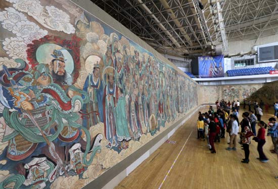 Replica of Yongle Palace’s murals fascinate visitors