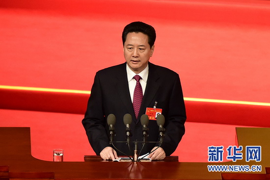 Shanxi governor reviews government work