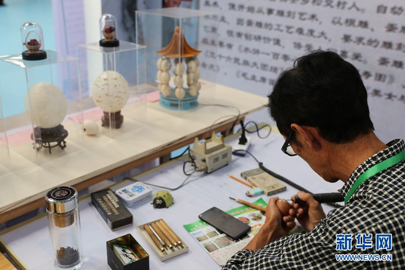 Folk handicraft showcased in Changzhi city