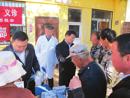 Free medical services offered in rural Shanxi
