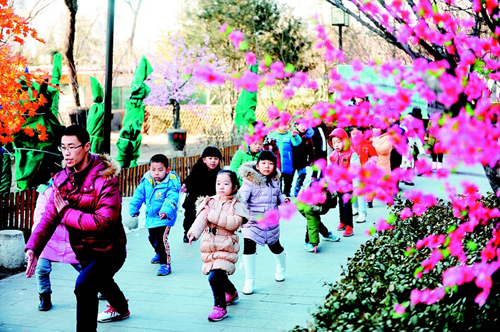 Children learn martial arts in Taiyuan