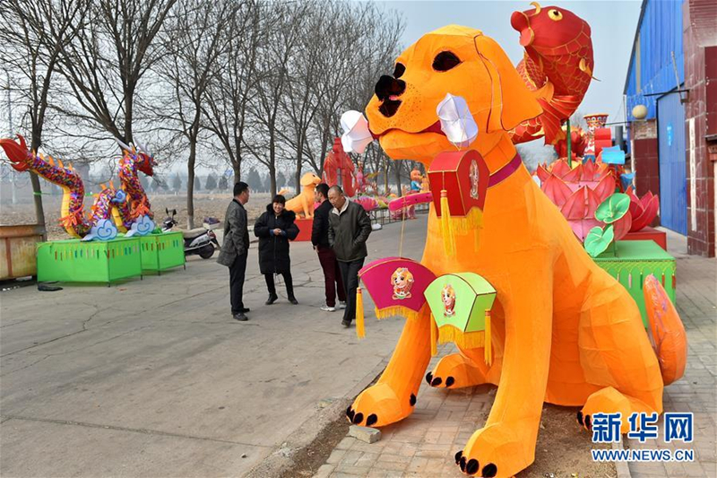 Shanxi village prepares for lantern season