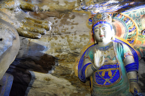 Yungang Grottoes: Buddhist caves house art treasures