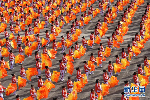 Datong line dance sets world record