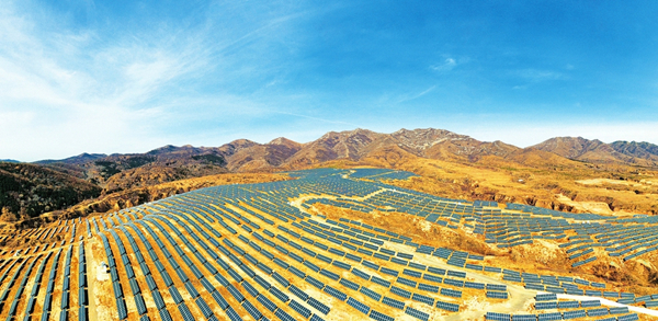 Solar power project boosts economy in rural Shanxi