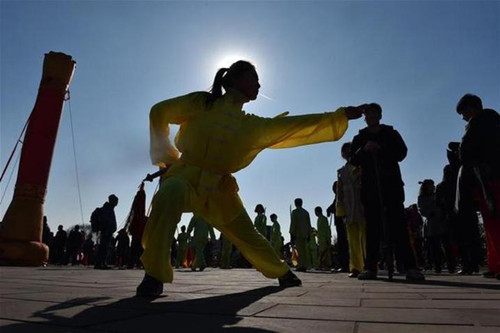 Pingyao stages martial arts show