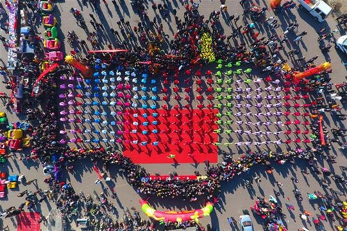 Pingyao stages martial arts show