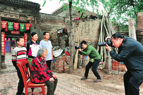 Photographers visit rural Pingyao