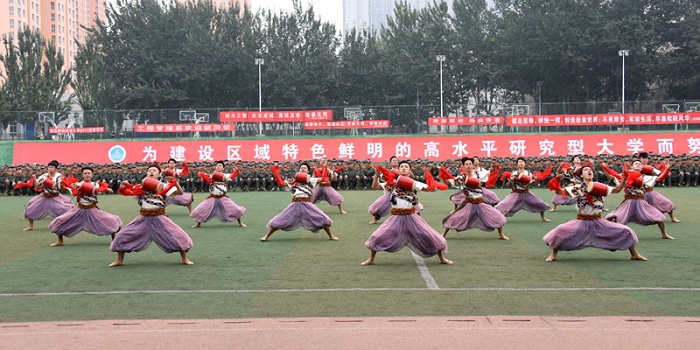 Dadongguan campus welcomes freshmen