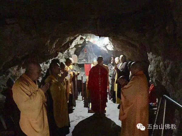 Spring Festival Buddhist ceremonies on Mount Wutai