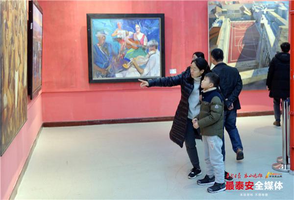 Shandong youth oil painting exhibition opens in Tai'an