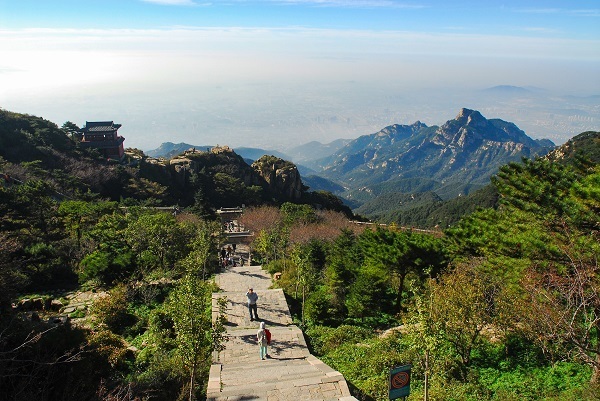 Tai'an to open 73 tourist attractions free for medical workers