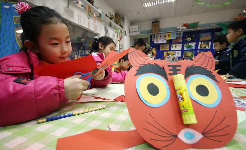 Tiger decorations around China embrace Lunar New Year